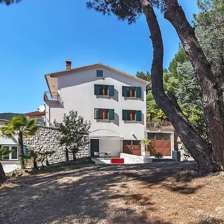 Apartment Zulijani A6 *