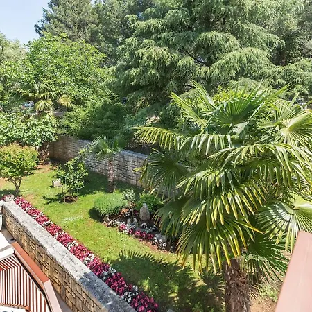 Apartment Zulijani A6
